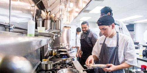 hotel industry image